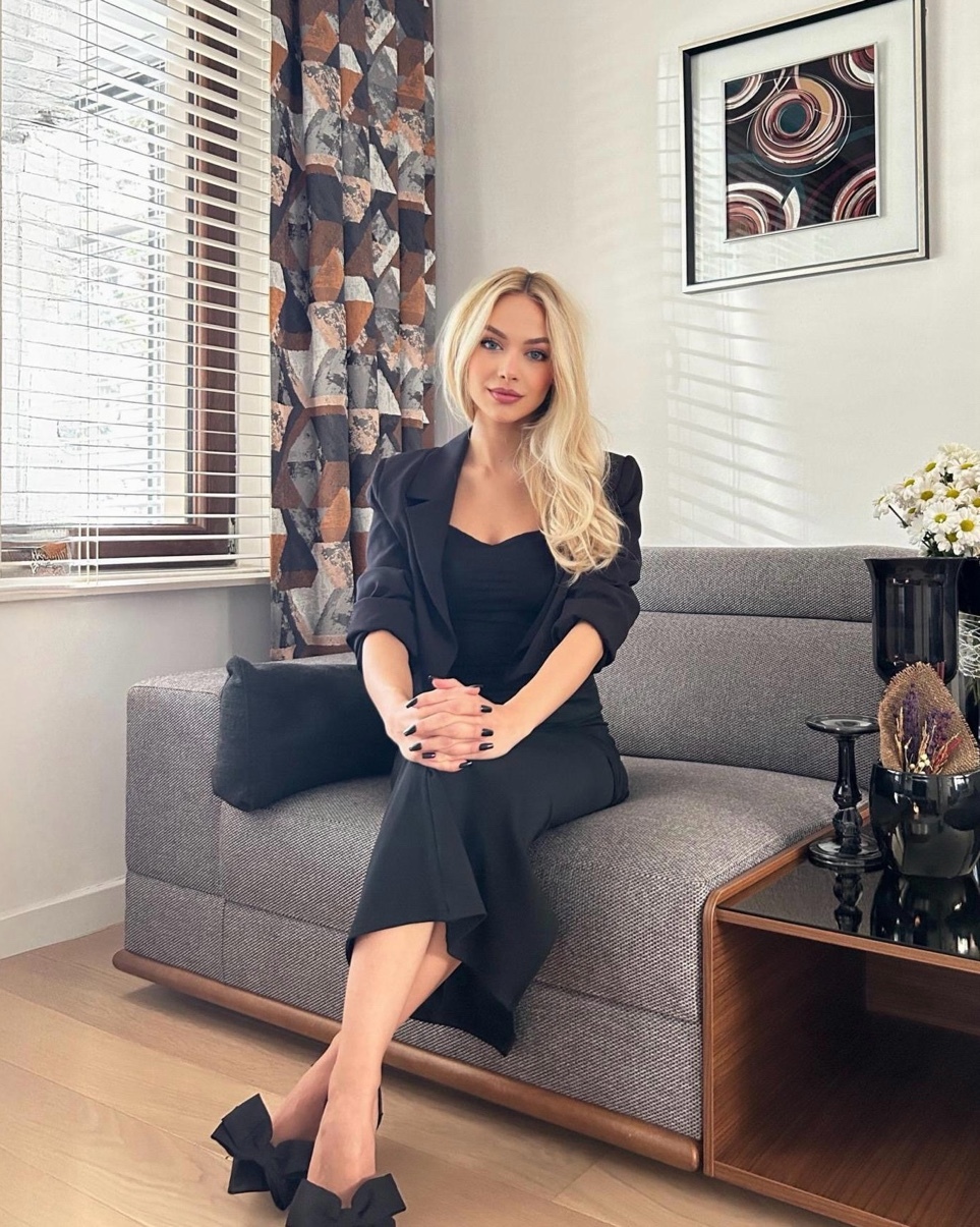 Psikolog Dilay Demirgan